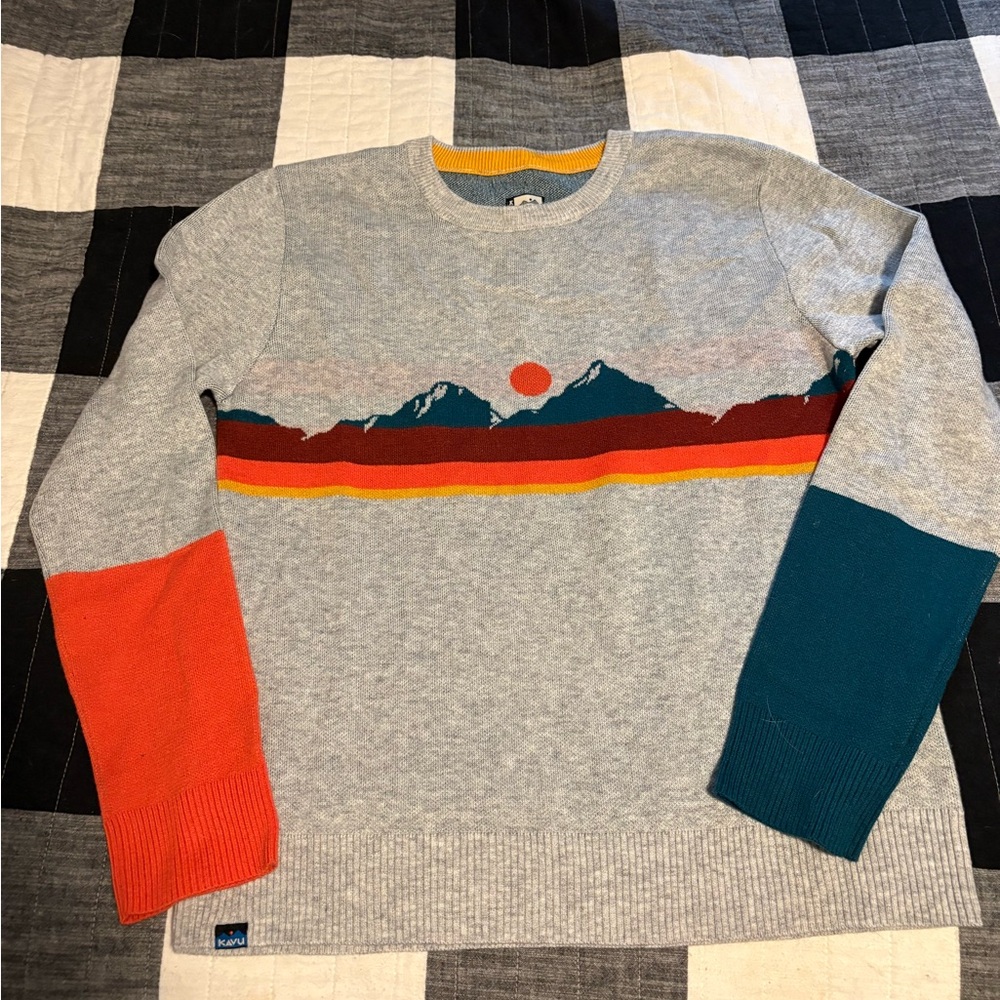 Kavu Gray and Red Crew Neck Sweater with Mountain Design